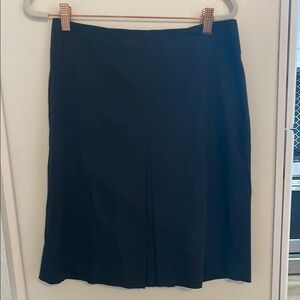 Karen Kane Lifestyle Petites Classic Black Front Pleat Midi Skirt | 8 P
